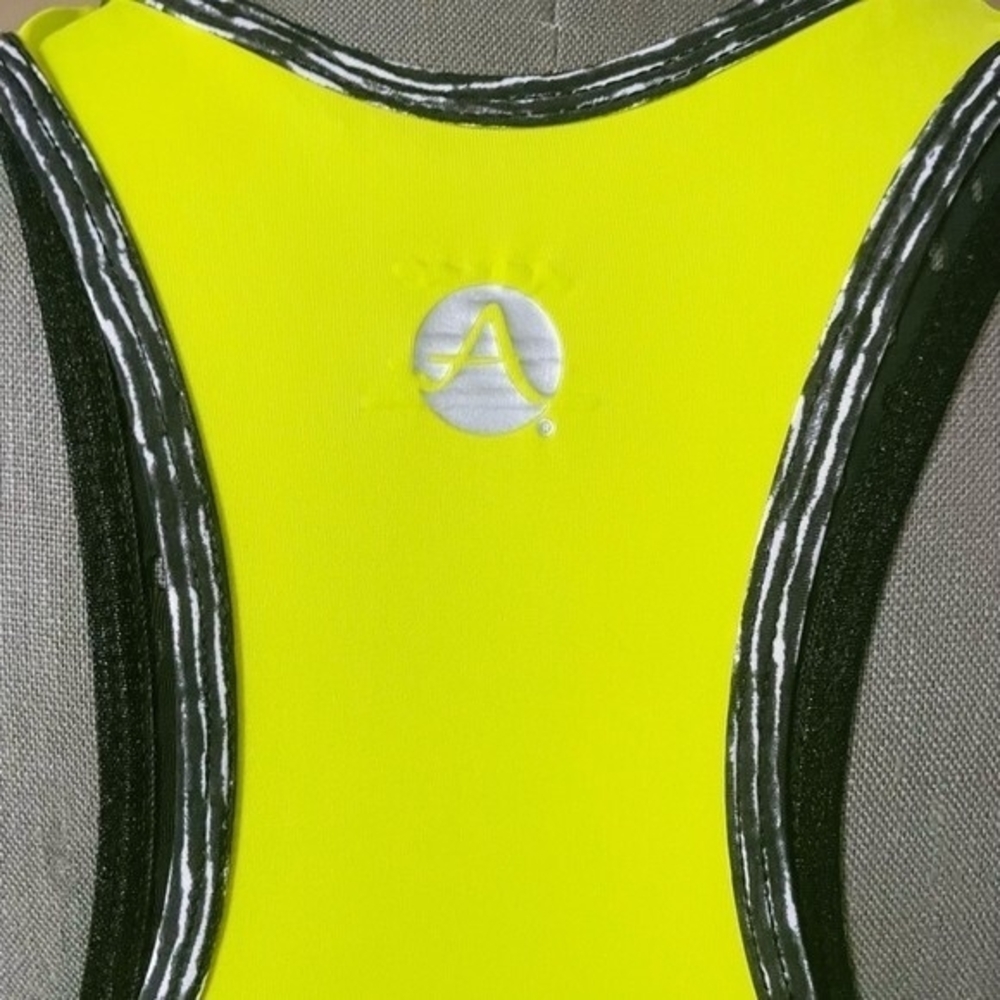 Alii Sport Women's Lemon Citron Black Athletic Tank M Mesh Bra UV Protection NWT - Picture 9 of 10